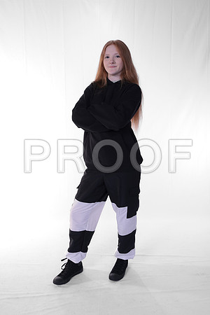 DMK_8233